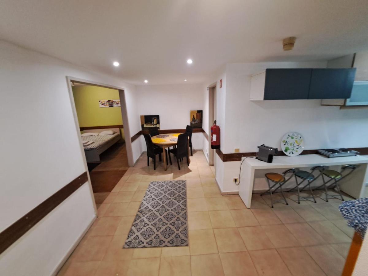 Spacious Economic Center Porto Flat Exterior foto
